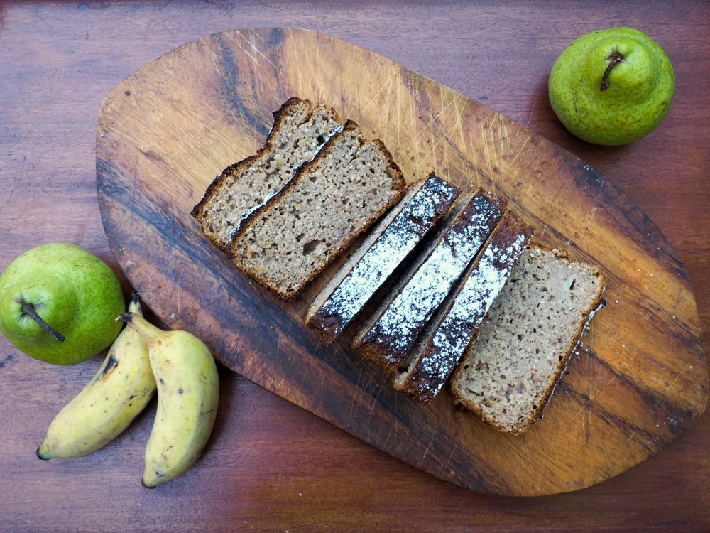 Banana Bread with pears