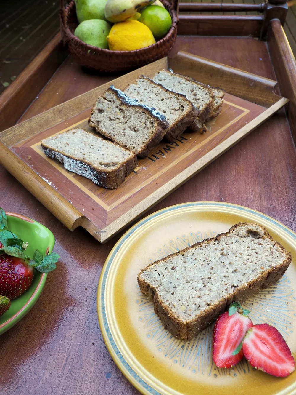 HEALTHY GLUTEN FREE BANANA BREAD