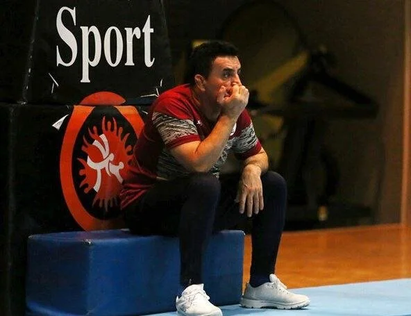 پیغام رفتن محمد بنا در آستانه تورنمنت رنکینگ ایتالیا