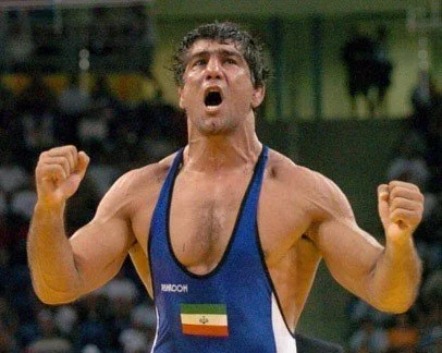 اگر در ایران می‌ماندم با همان داشته‌هایم پیر می‌شدم