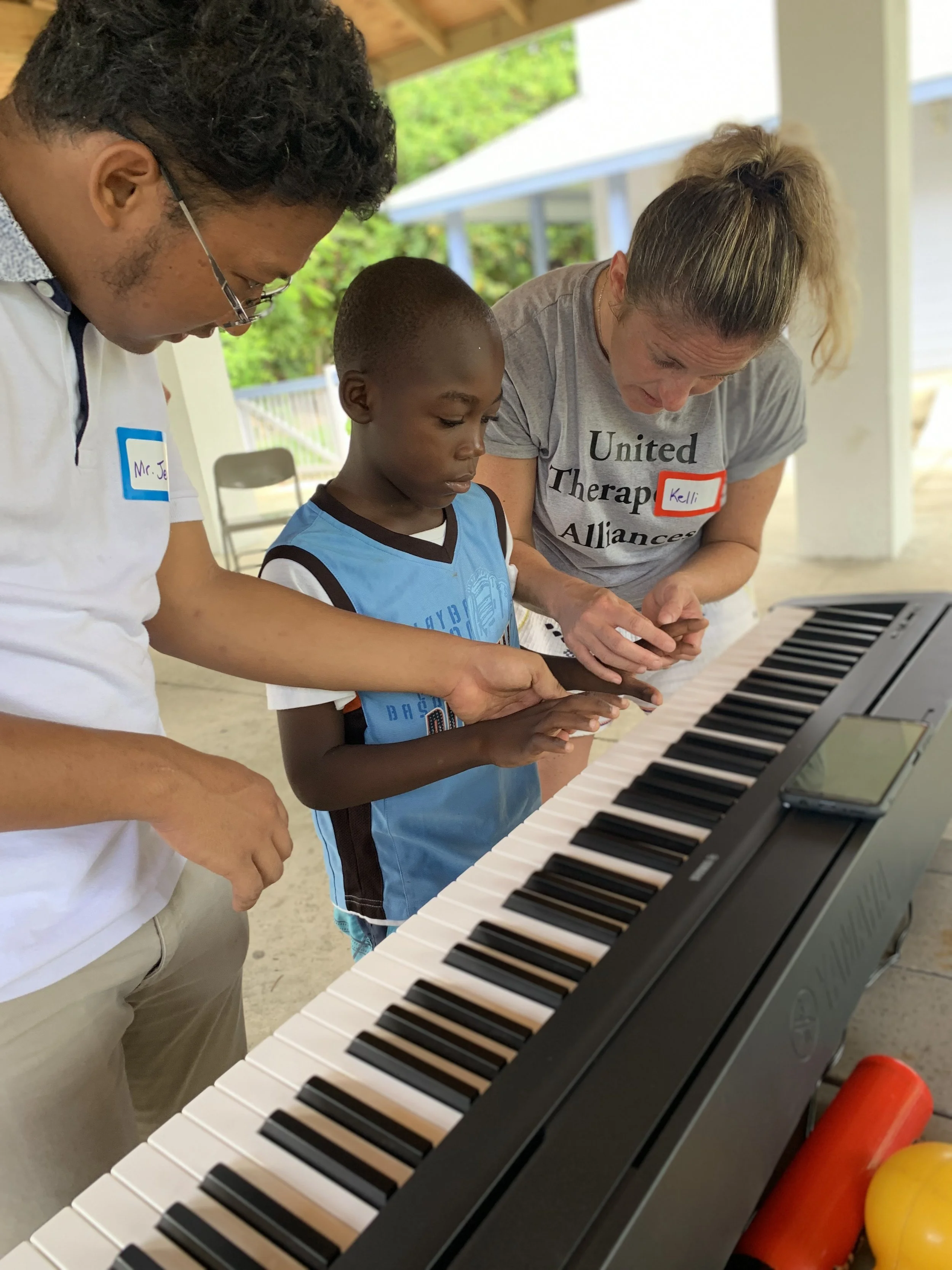 IMG_3742 playing digital weighted keys piano.jpg