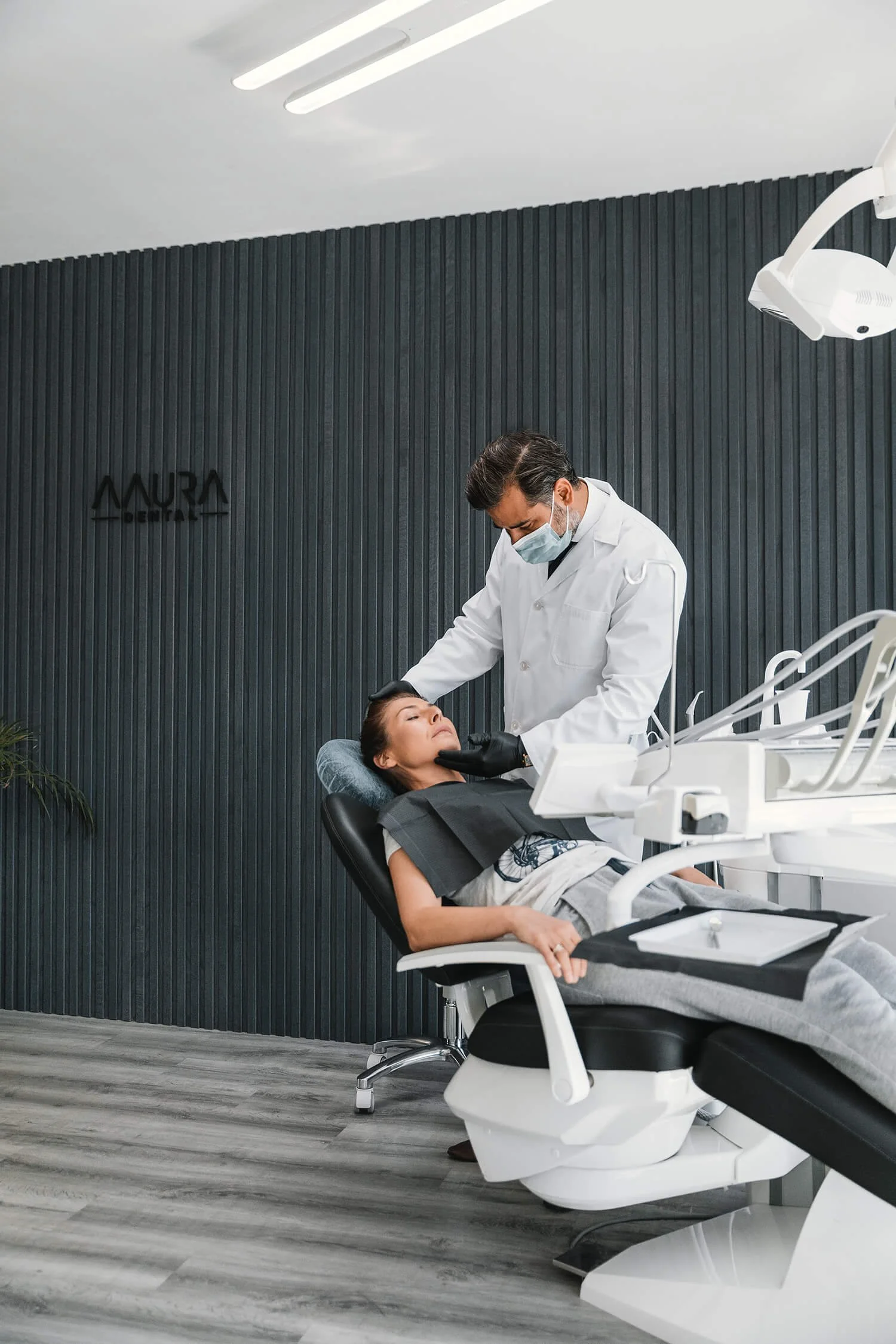 aaura-dental-clinic-marbella-mark-035.jpg
