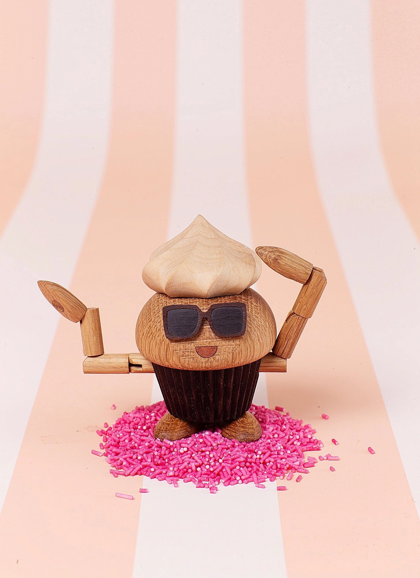 Carrie Cupcake 5.jpeg