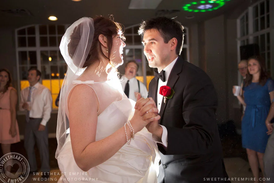Geraldos LaSalle Park Wedding_54
