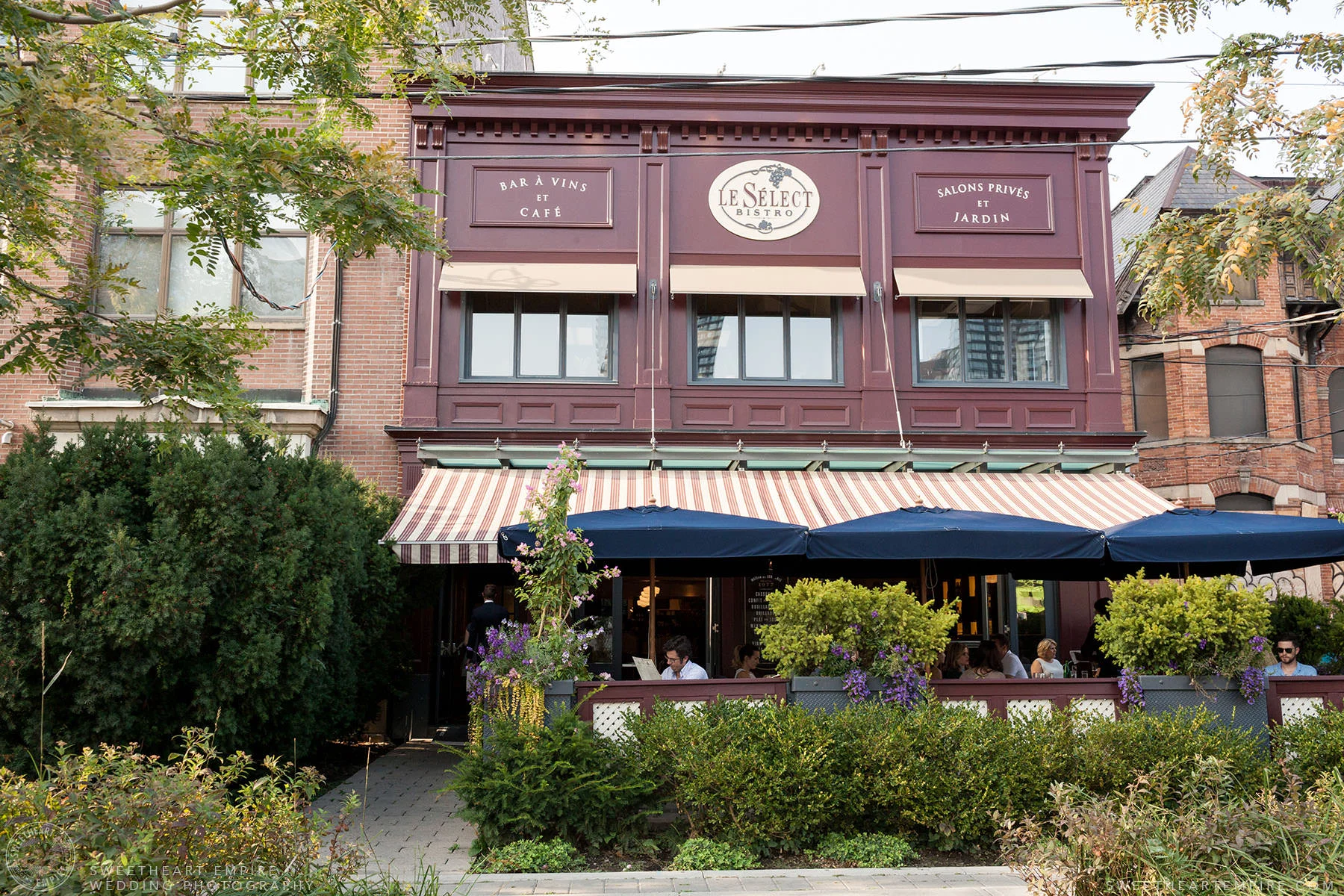 28_Le Select Bistro Wedding.jpg