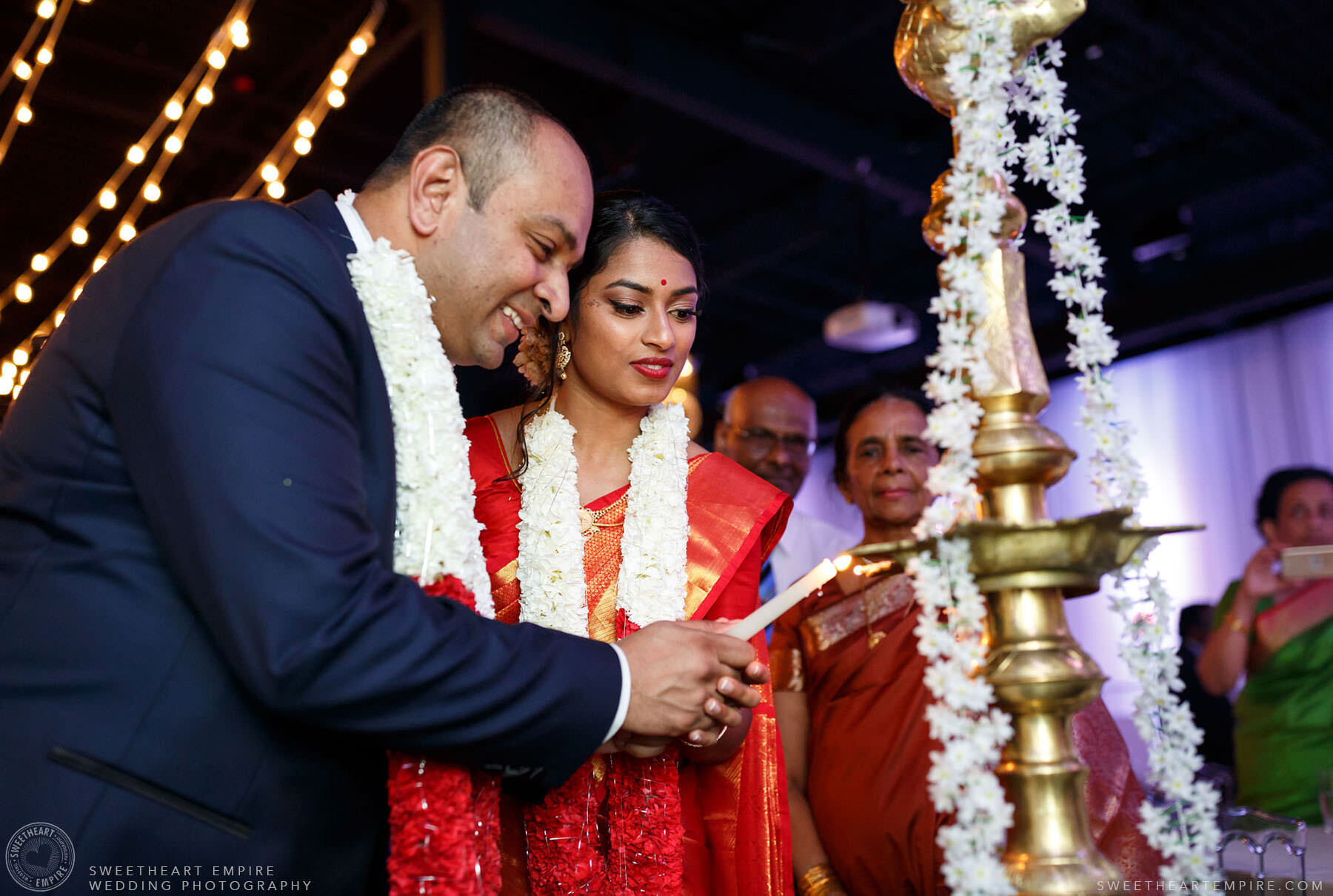 10-sri lankan oil lamp lighting ceremony.jpg