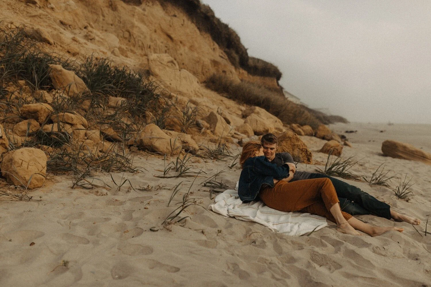 13_lincoln_city_couple_session-32.jpg