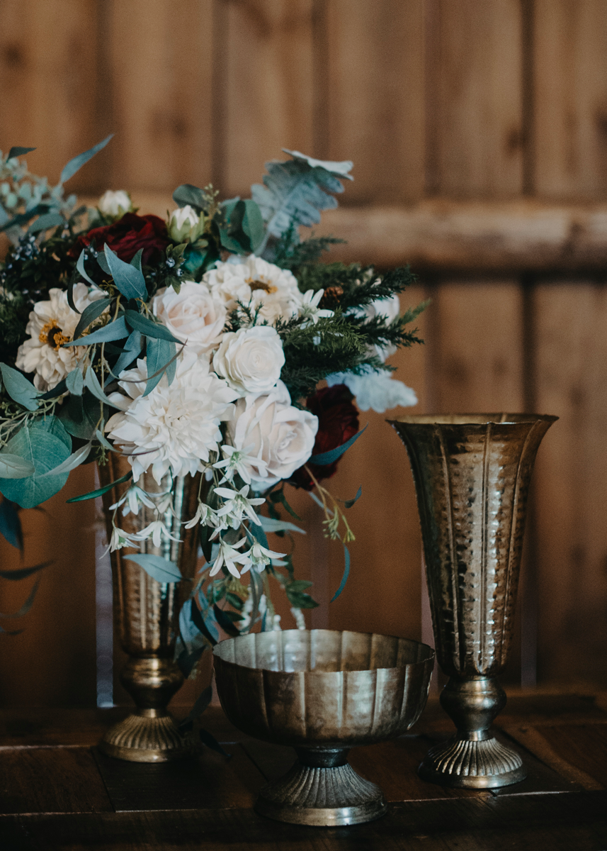 gold metal urn 2.jpg