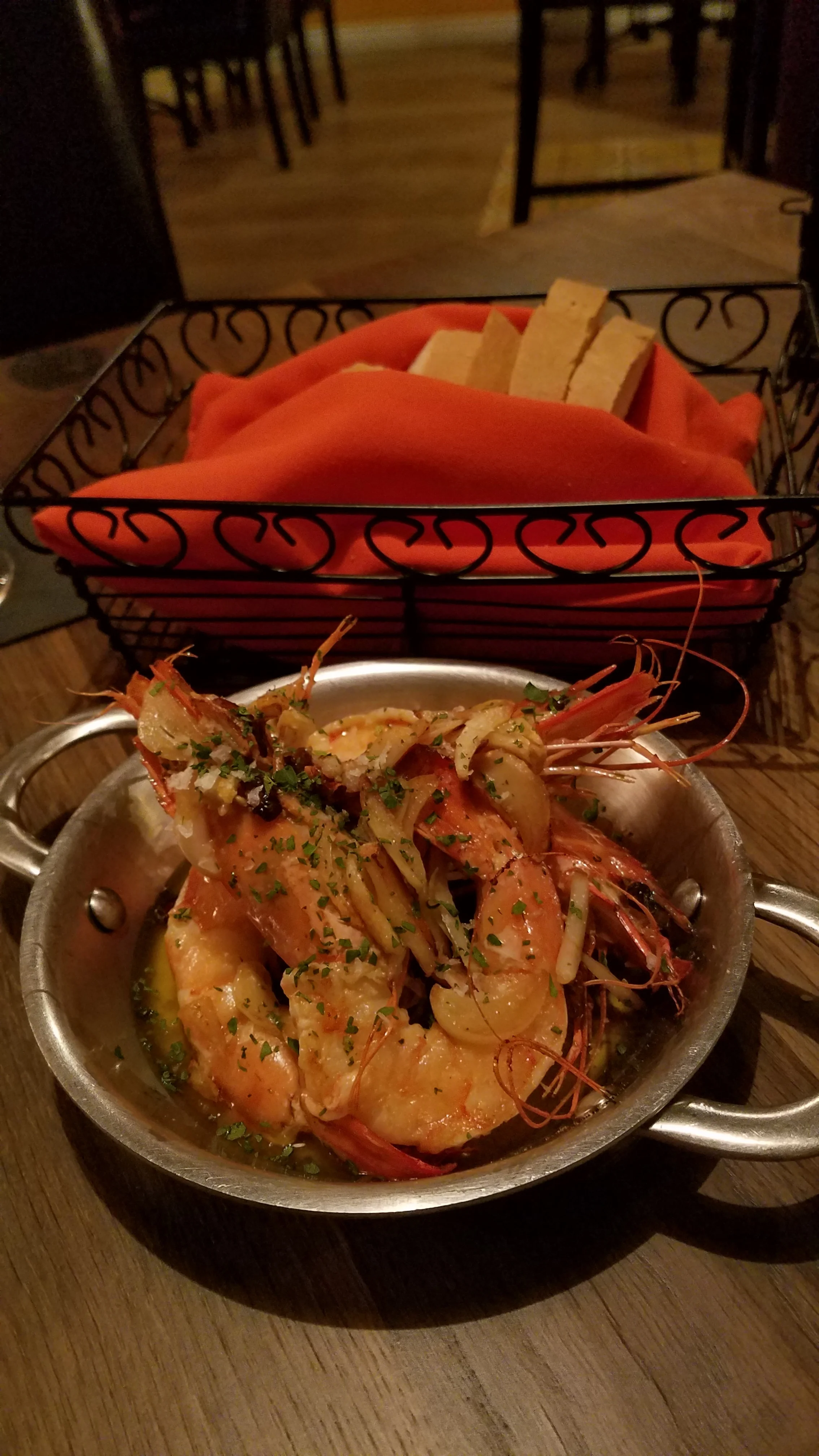 Gambas al Ajillo - garlic shrimp, olive oil. Yes the shrimp come with the heads. No you won't die! The shrimp were super tender and very flavourful