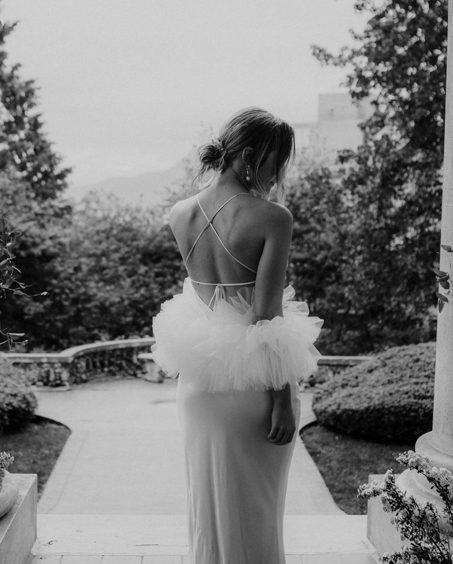 Custom shrug for the beautiful @chelseakjackson // #fortheromantics

photo: @sararogersphotography 
veil/shrug: @janerhyanthecollection 
florals: @ourlittleflowercompany 
venue: @hycroftuwcv 
planner: @oliviadreamgroup @dreamgroupplanners 
video: @he