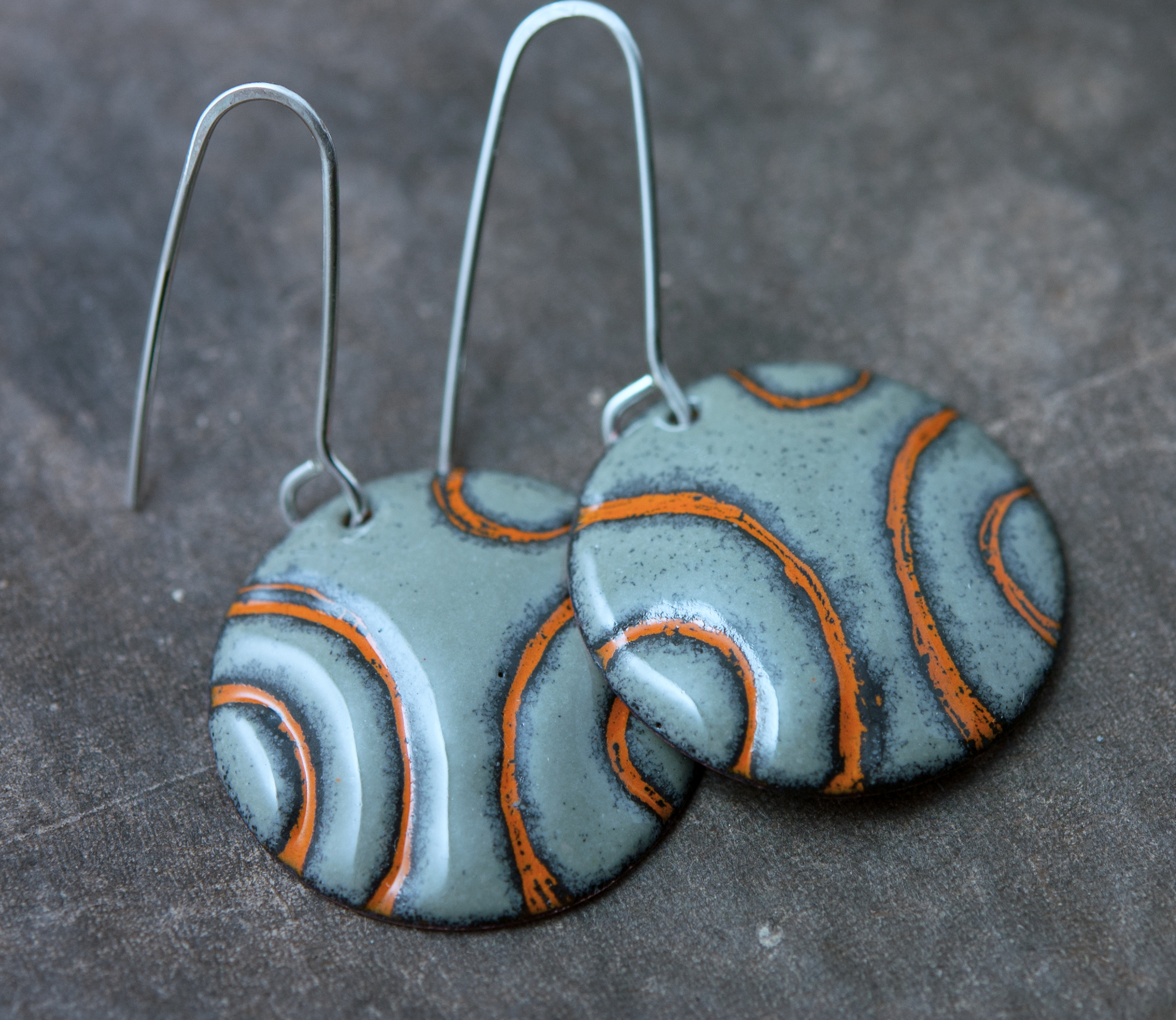 Advanced Sgraffito Enamel Techniques Tutorial by Tammi Sloan of My Brown Wren
