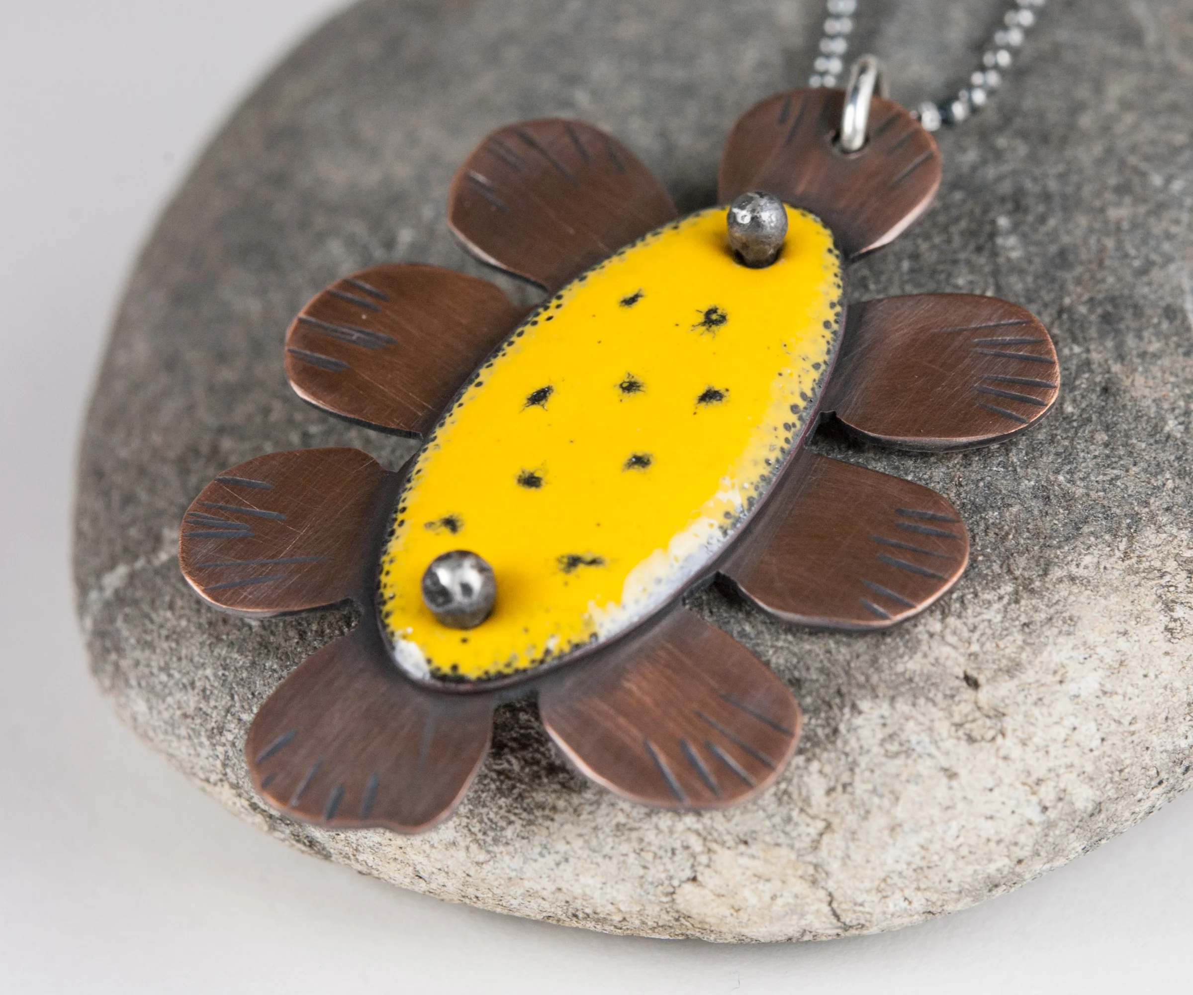 sunflower-pendant3.jpg