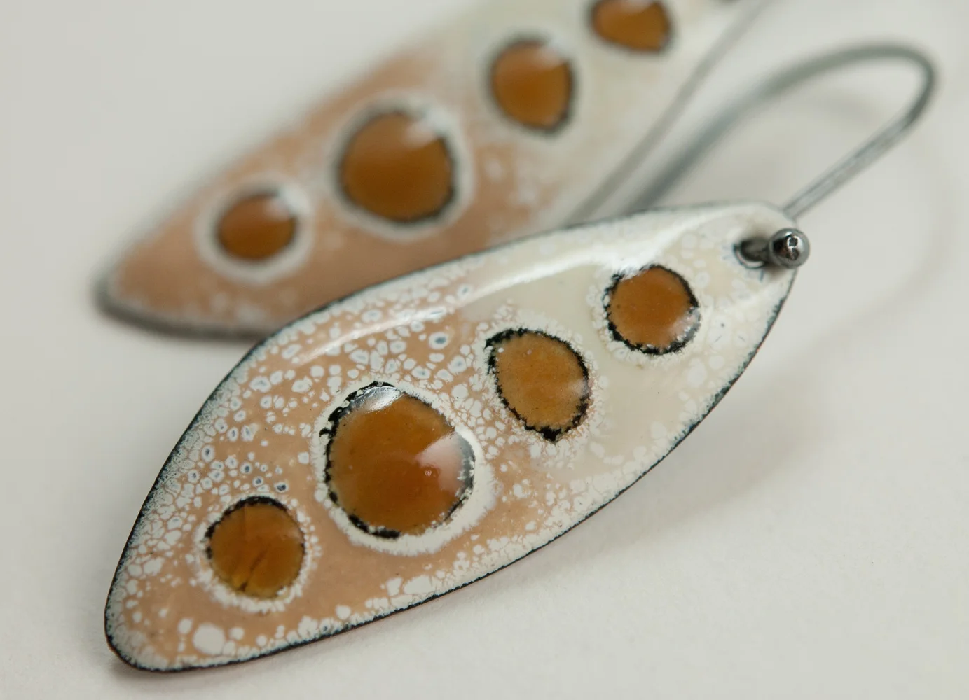 Sgraffito Enamel, Sgraffito, Enamel Jewelry, Enamel Earrings, My Brown Wren, Tammi Sloan