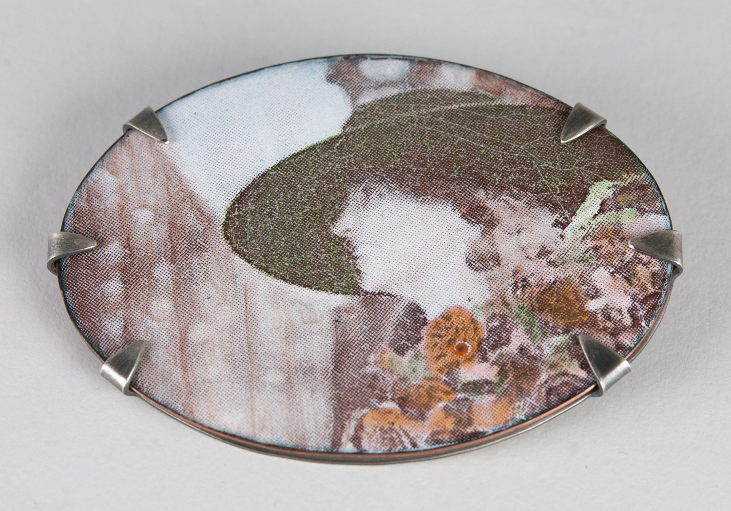 Helen-Keller-Brooch-Front.jpg