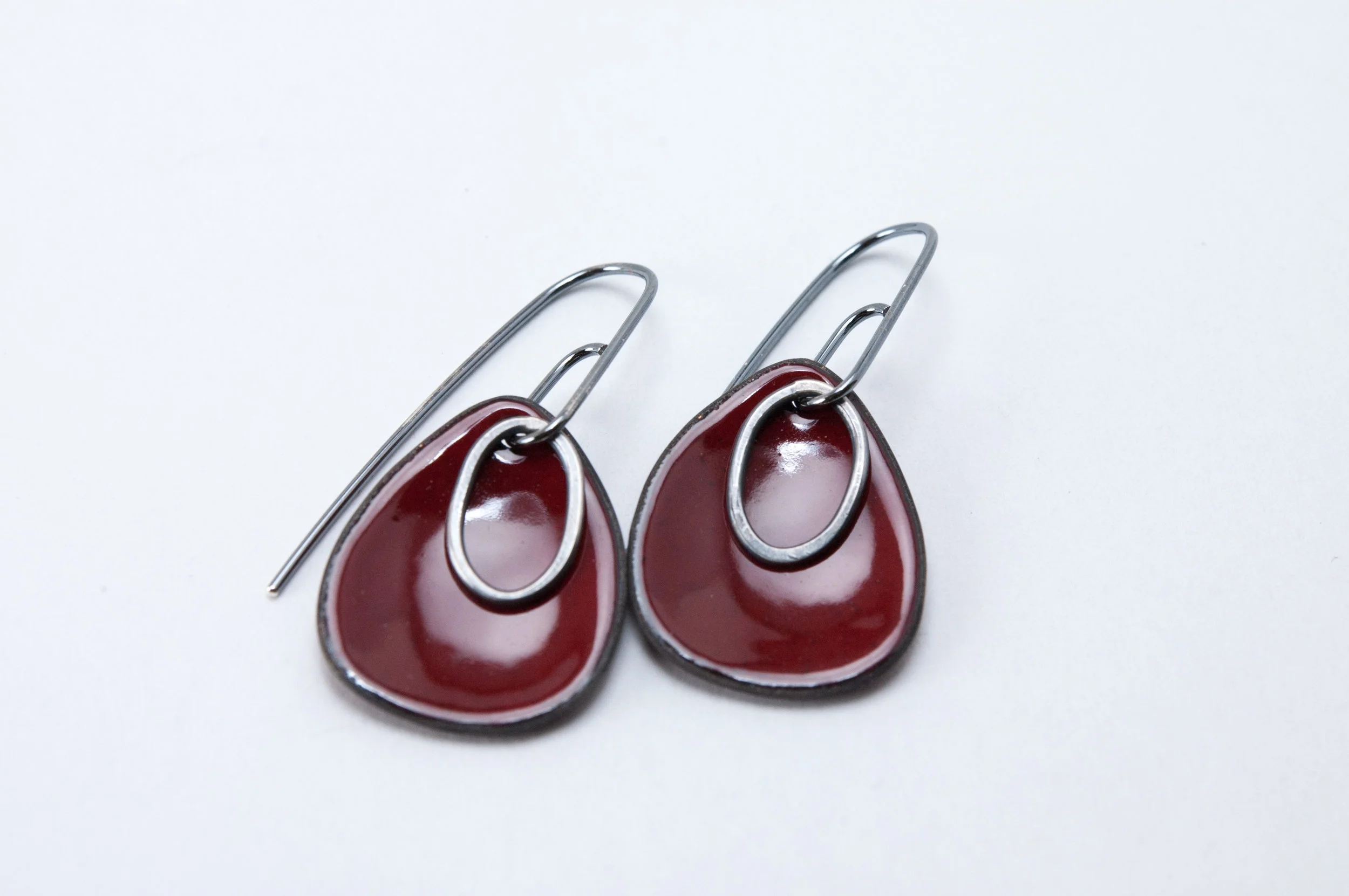 Hippity-Dippity-Dangles-in-Dark-Red.jpg