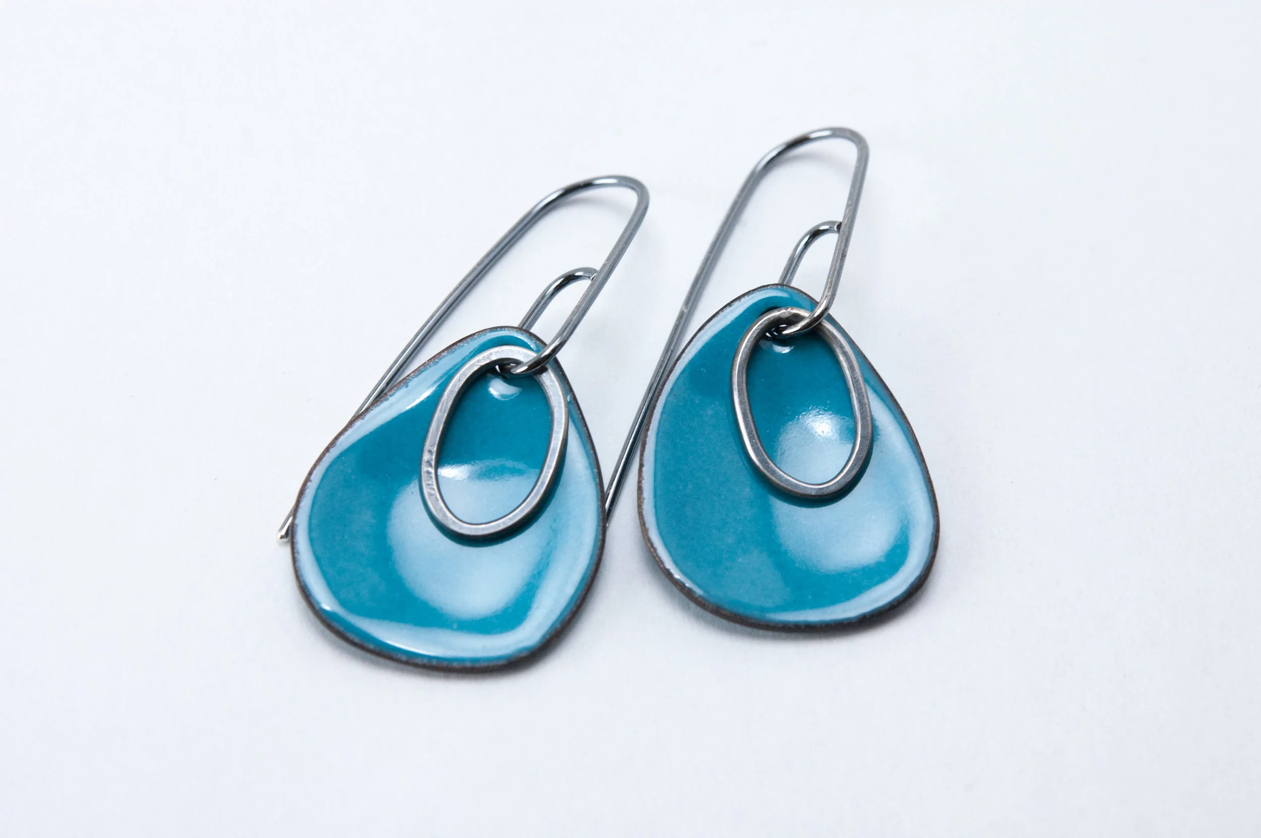 Hippity-Dippity-Dangles-in-Teal.jpg