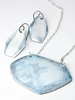 Enamel Surface Design Online Class by My Brown Wren