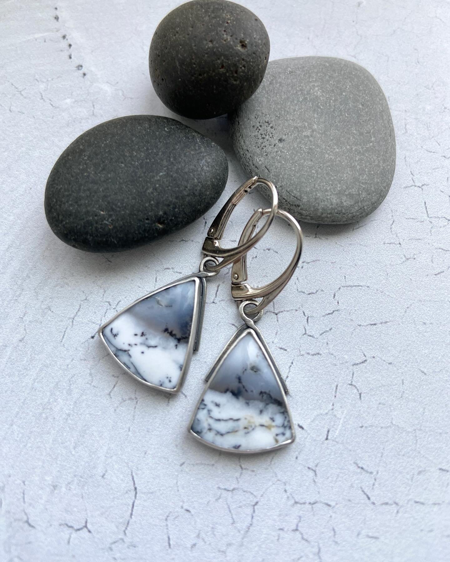 Dendritic opal for these cold wintery days&hellip;

Sterling silver swirls on the backside and a patina to give these them just the right amount of charm. These come with sterling leverbacks so you won&rsquo;t lose them. 

Necklaces will be finished 