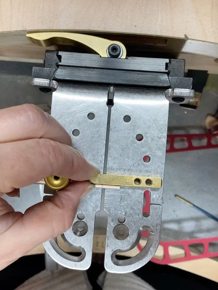 What do silver tubes have to do with pearls you ask?

To find out, the collection drops 3/16 at 4:30 - subscribe for exclusive two day access. 

#freshwaterpearljewelry #pearlearringsَ #perfectlyimperfect #bespokejewelry #modernpearls