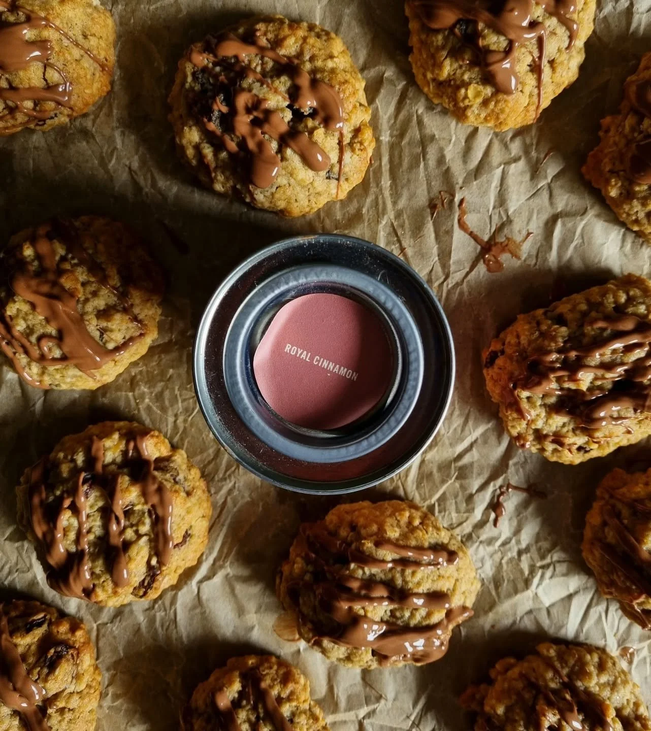What did you get up to this bank holiday? We baked cookies with our Royal Cinnamon, I'm not sure you can beat it!

#cinnamonrecipe #Cinnamon #cinnamonspice #cookies #cookierecipe