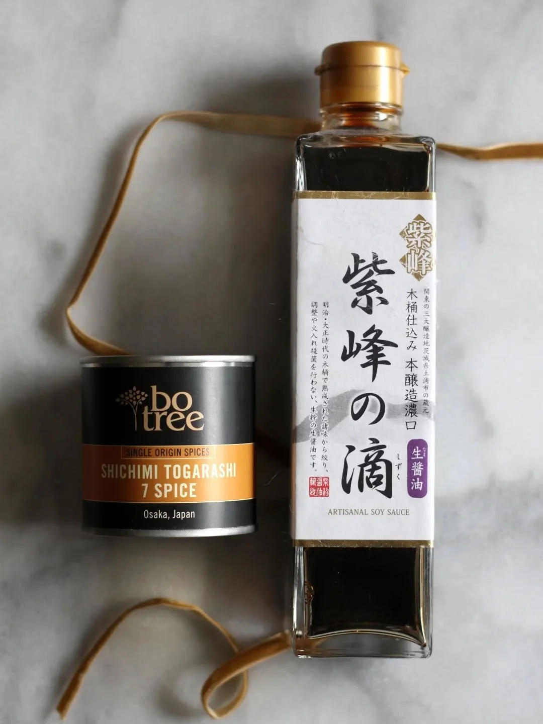 A christmas gift for the lovers of Japanese cuisine.

We've paired our Shibanuma Barrel Aged Soy Sauce, which is ideal for dipping and adds robust umami depth to recipes, with our Shichimi Togarashi 7 Spice, a vibrant and spicy blend developed in Edo