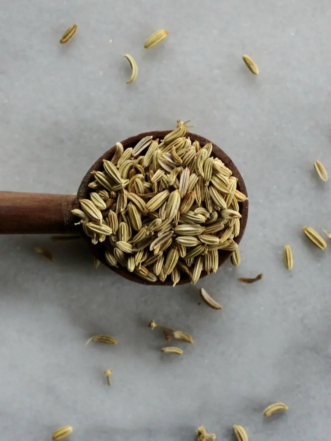 Our Desert Fennel has a liquorice aroma with a fresh, bright taste!

Add to creamy dishes, stir fries, curries, or toss into veg for roasting.

You&rsquo;ll taste a slight saltiness. That's the flavour of the sandy desert soil, followed by a sharp sw