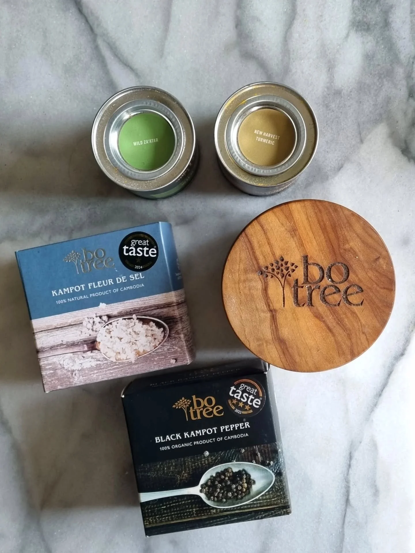 Our exceptional single origin spices, Kampot Pepper, and Fleur de Sel bring out the very best in every dish. 

We generously seasoned the top of this chicken with vibrant New Harvest Turmeric from India and our fragrant Wild Za&rsquo;atar! 

Have you