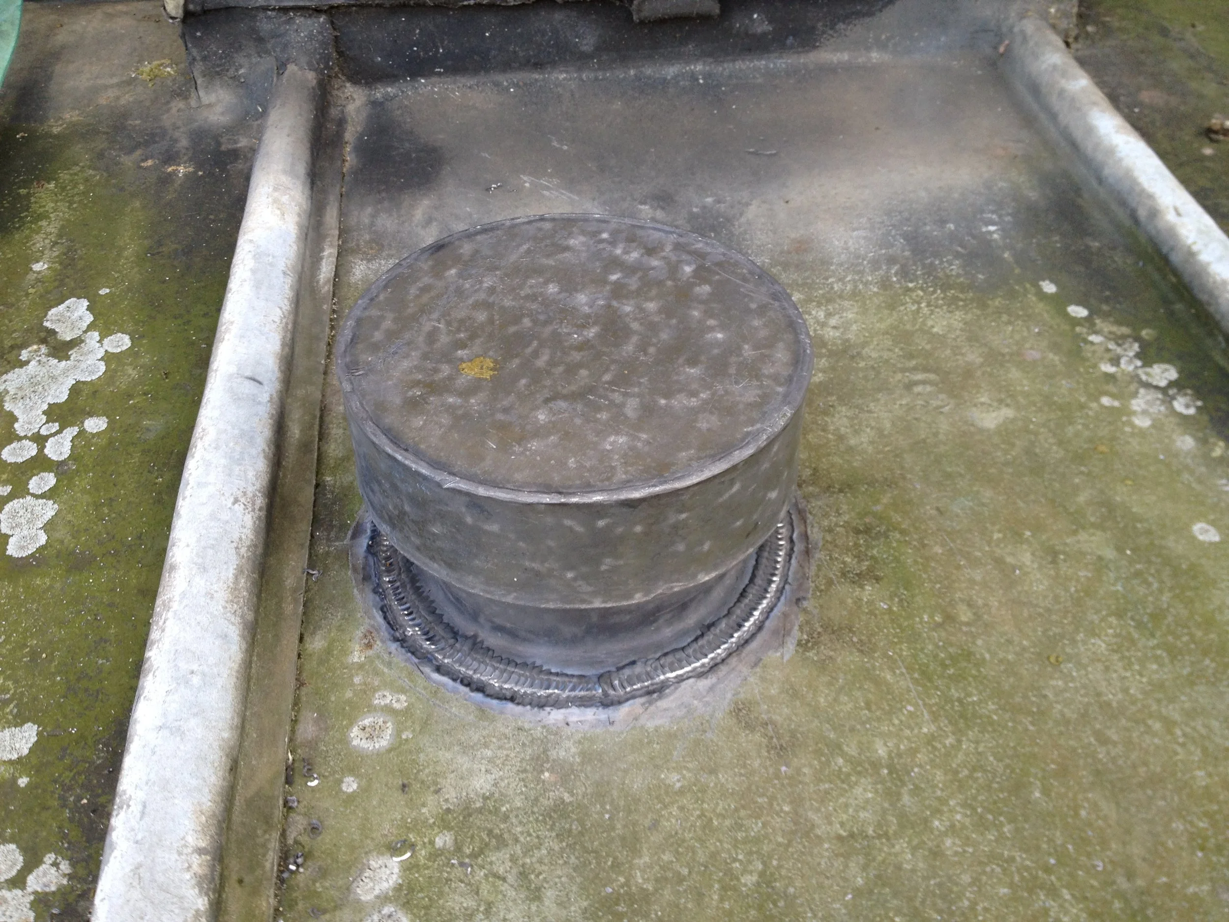  Typical mushroom vent 