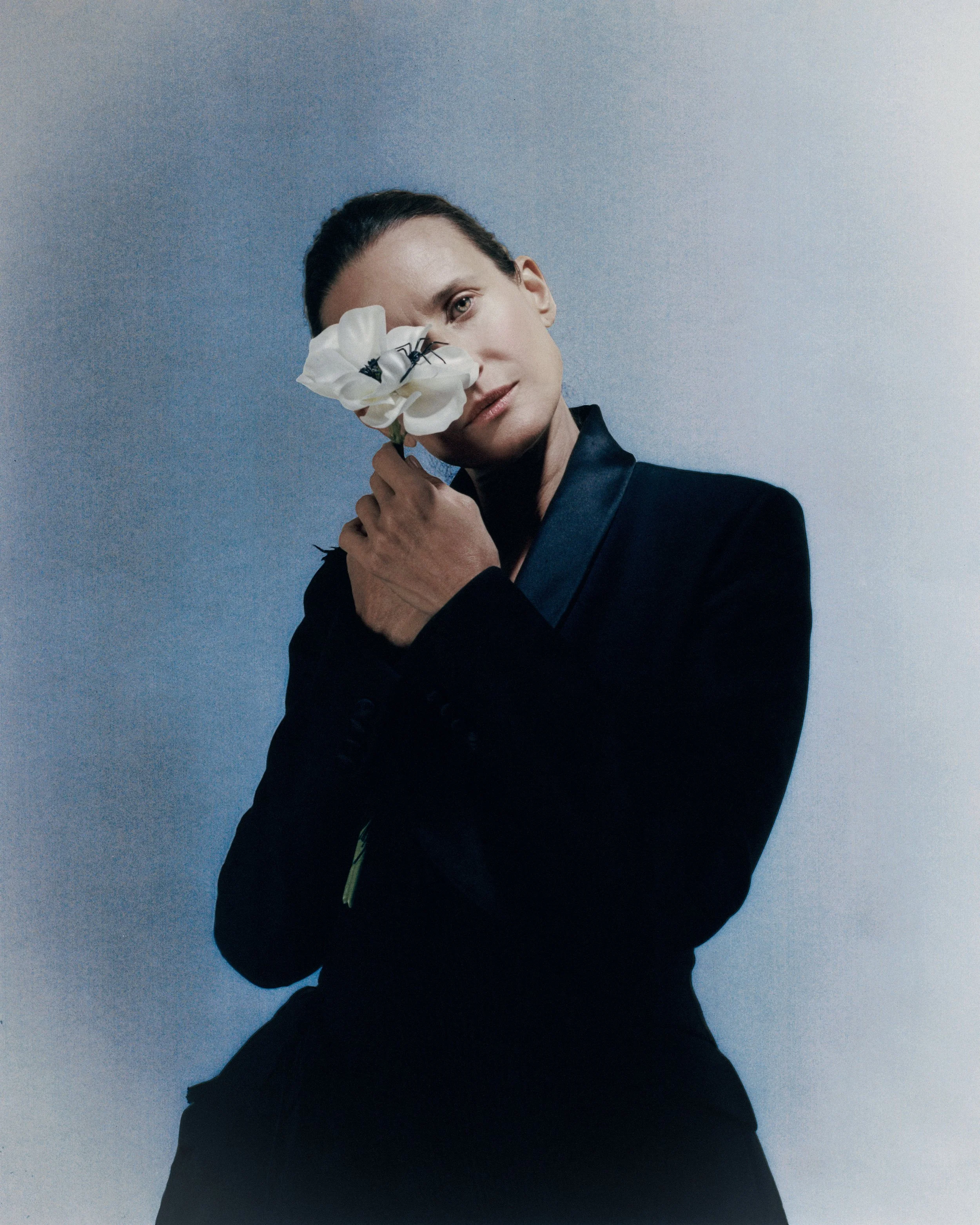 NumeroNL_CamilleCottin_Cover_CMStudio_2.jpg