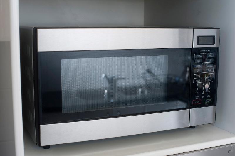 microwave_oven.jpg
