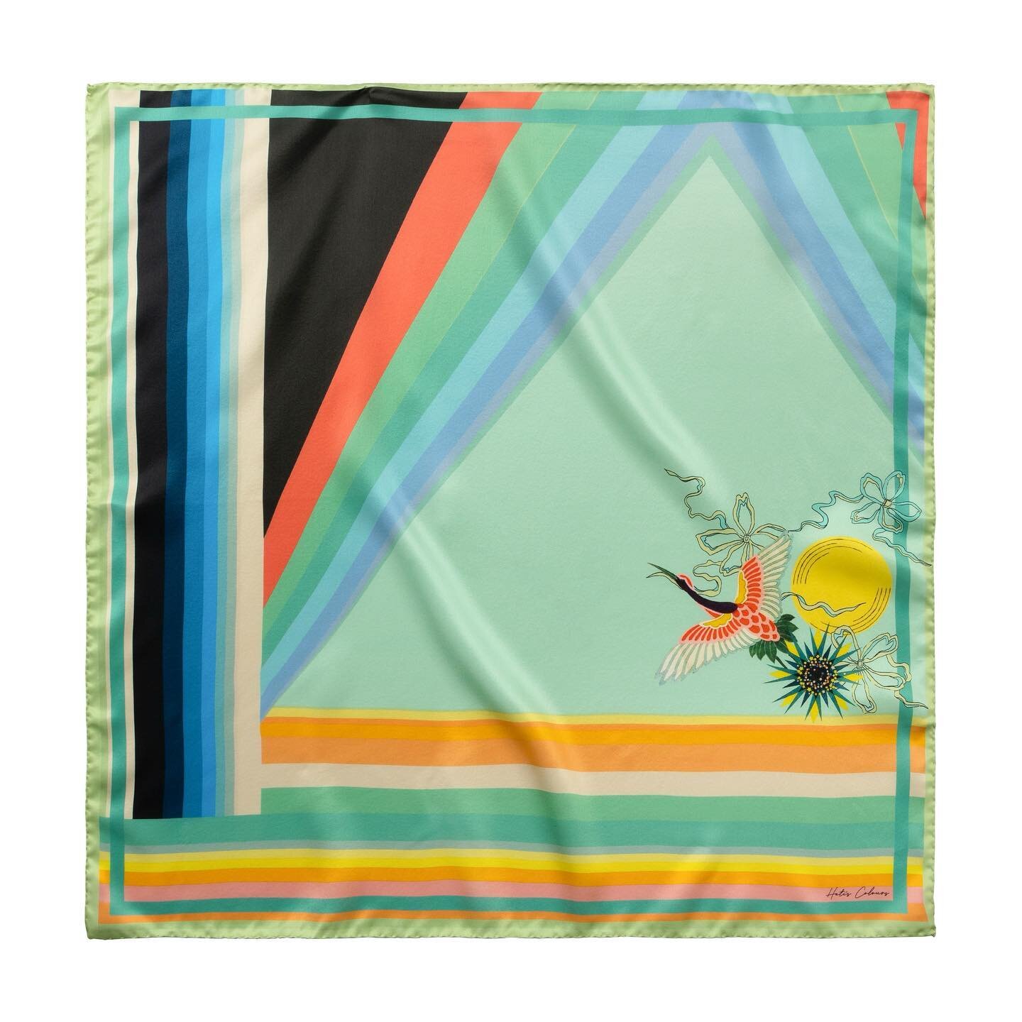 Taking a cue from our Simone, we're moving from mints &amp; greens to turquoise &amp; blues.

Simone
100% Silk Satin &bull; 70cm Square

#HetisColours #ScarfDesign #ScarfAddiction #squarescarf #neckscarf #TheArtOfPrint