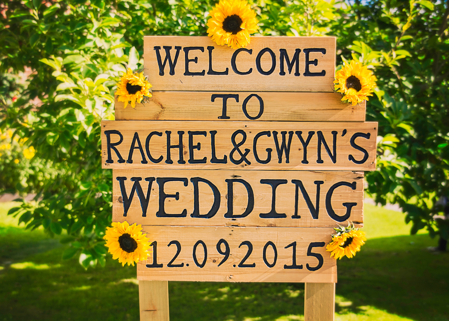 surrey-wedding-photographer-9.jpg