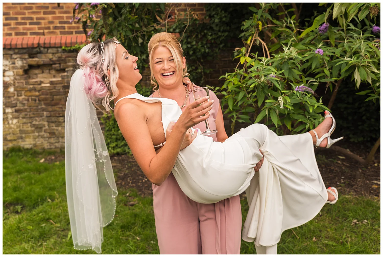 Fun Wedding Group Photos | Red Lion Pub Teddington | Surrey Wedding Photographer