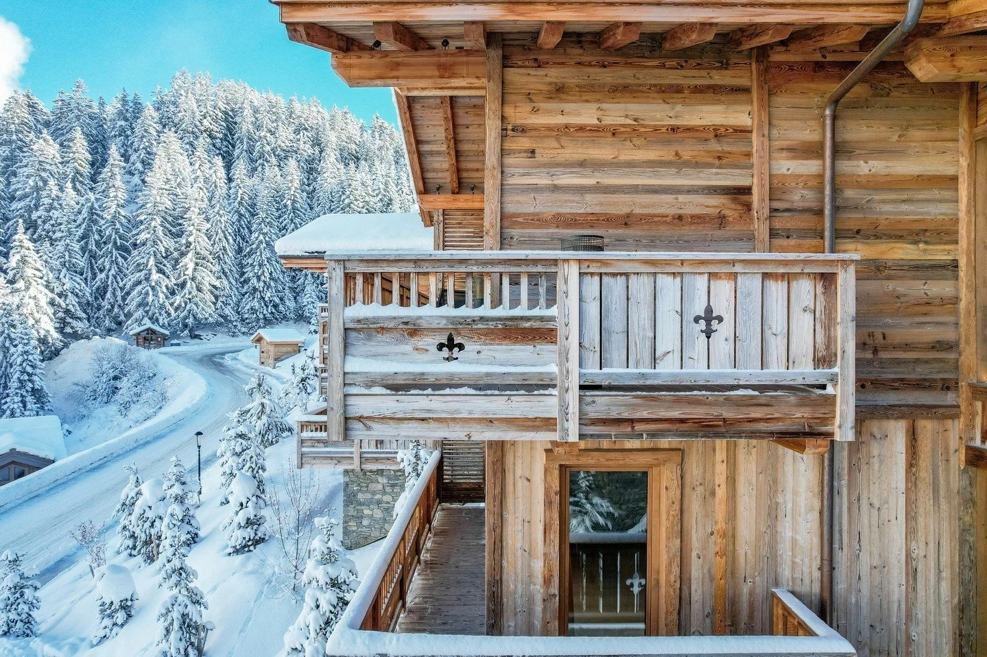 For up-close action to the slopes, and guests of up to 10, @ultimacollection&rsquo;s residences in Courchevel 1750 are an ideal choice. There are personal chauffeurs, chefs and butlers ready to handle the most spontaneous of requests. The day might b