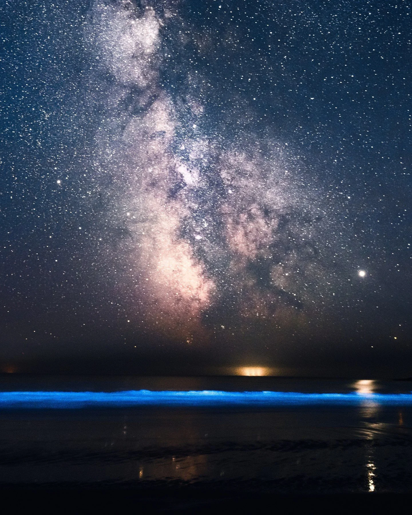 Some adventures only happen after dark. Just beyond @&Agrave;NIthailand, guests can kayak through waters illuminated by bioluminescent plankton, creating the feeling of paddling through a sea of stars. ⁠
⁠
It is a reminder that staying active while t