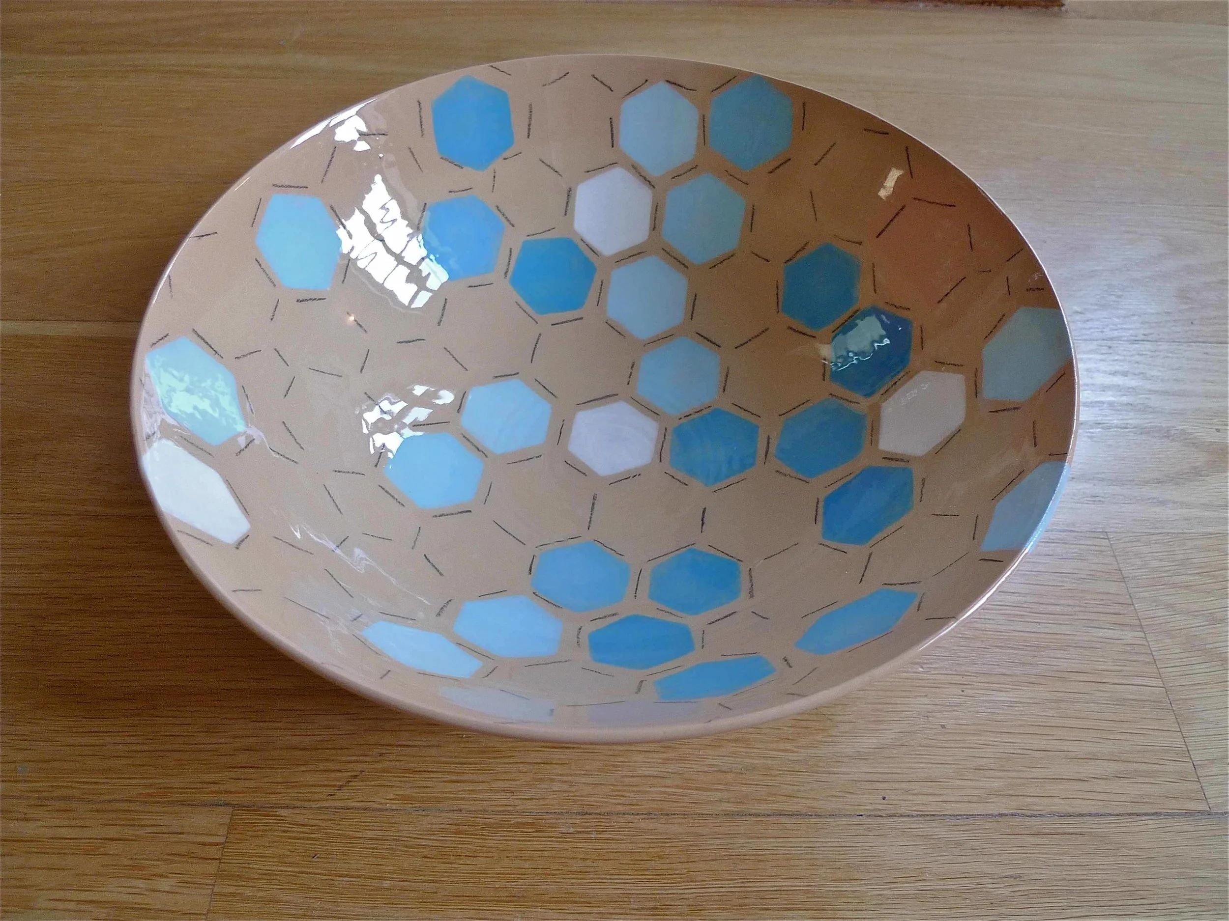 terra cotta blue white hexagon bowl 10 x 26cm (110 E)
