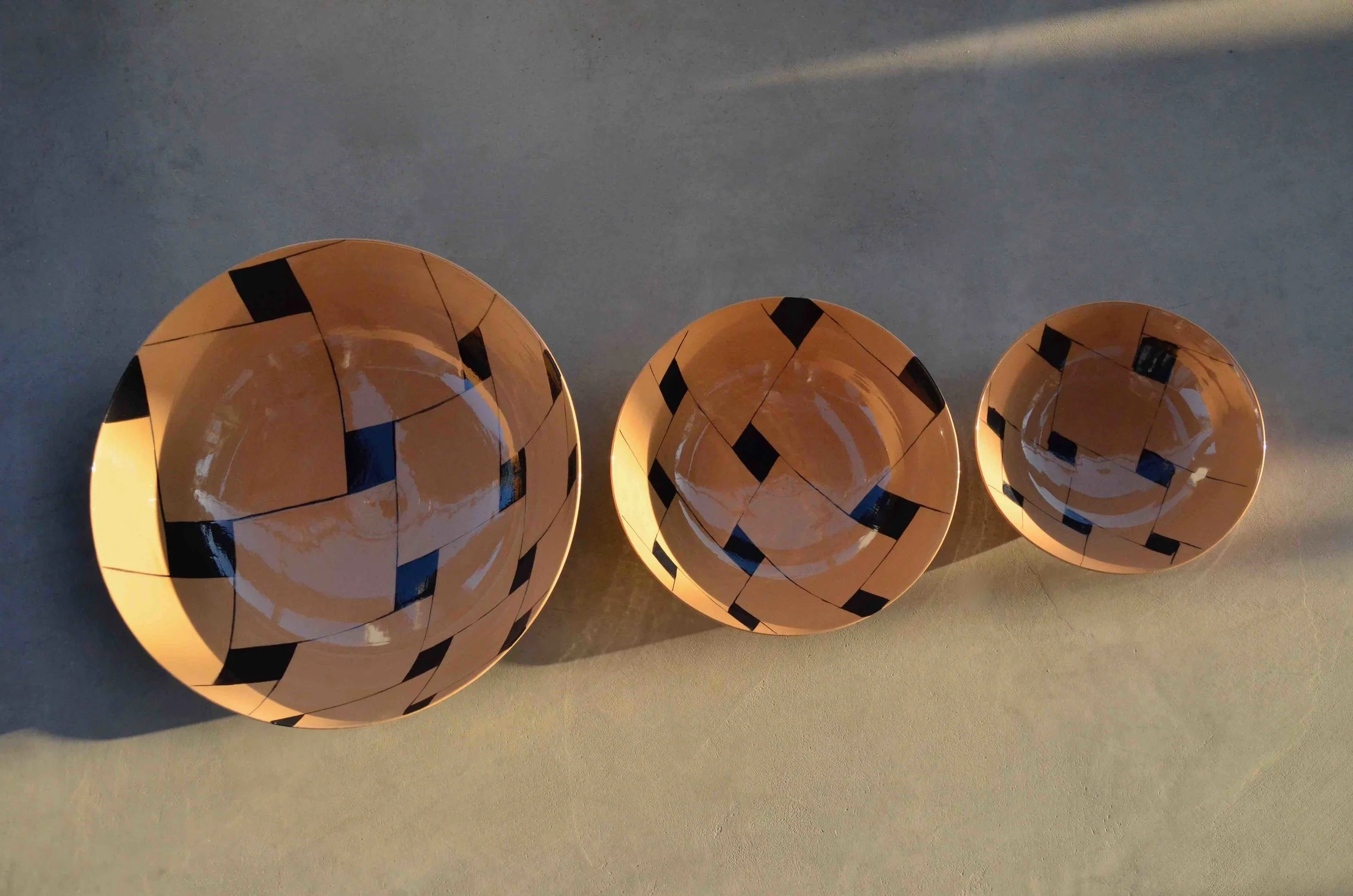 terra cotta ceramic body light black line tile perspective: bowl 13x36cm(350E) bowl 9x26cm (150E) bowl 7x21cm (60E)