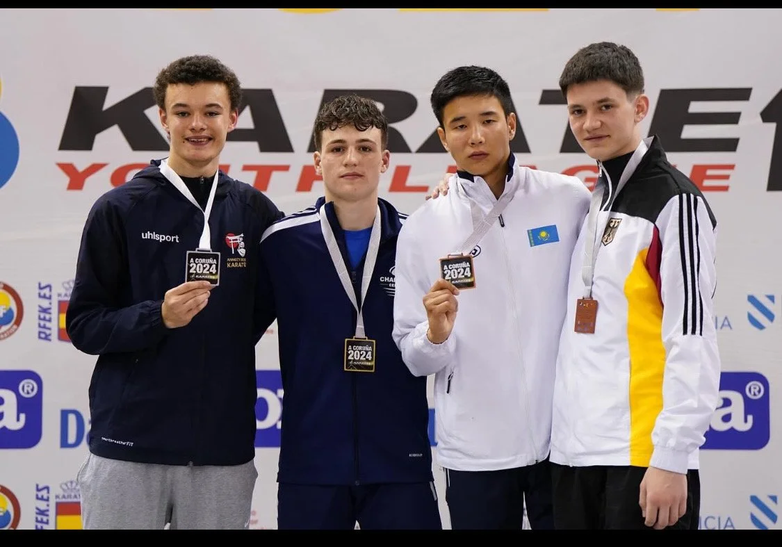 PLATZ 3 für Marius beim WKF Youth League Turnier in A Coruna / Spanien