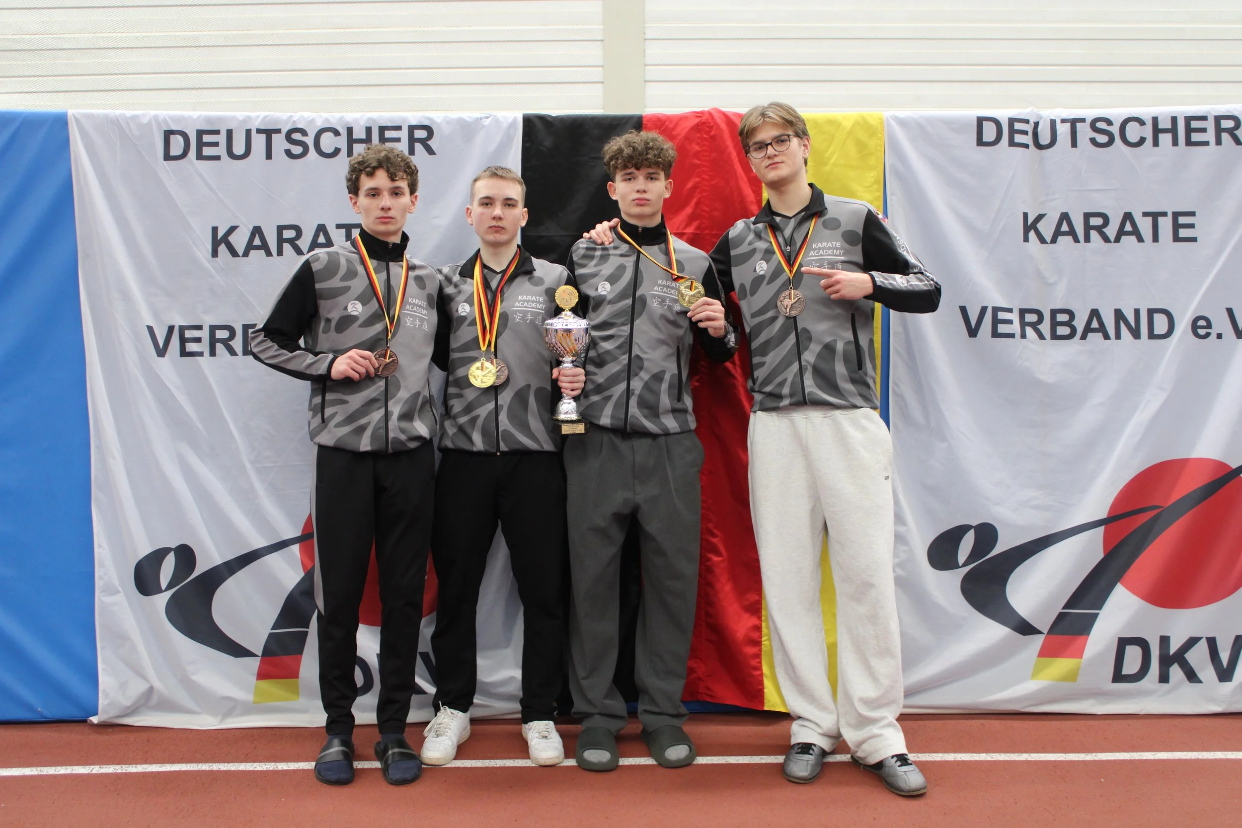 TRIUMPHALE DEUTSCHE MEISTERSCHAFT der JUGEND &amp; JUNIOREN 2025 in CHEMNITZ