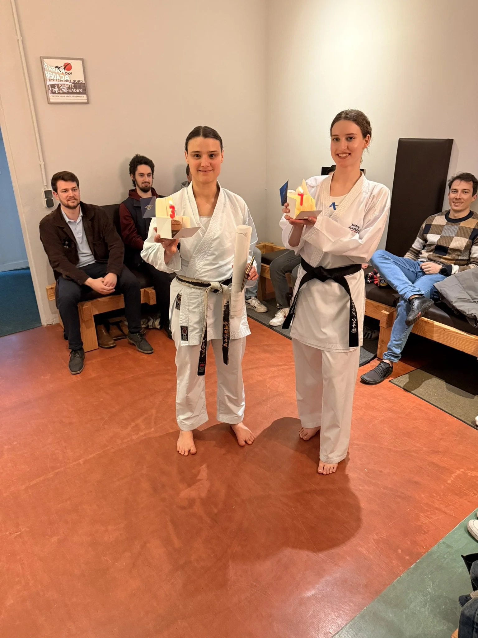 SHOTOKAN LEHRGAN mit JOACHIM GRUPP und SAMAD AZADI -  AICHA und PATRICIA BESTEHEN ERFOLGREICH DANPRÜFUNG