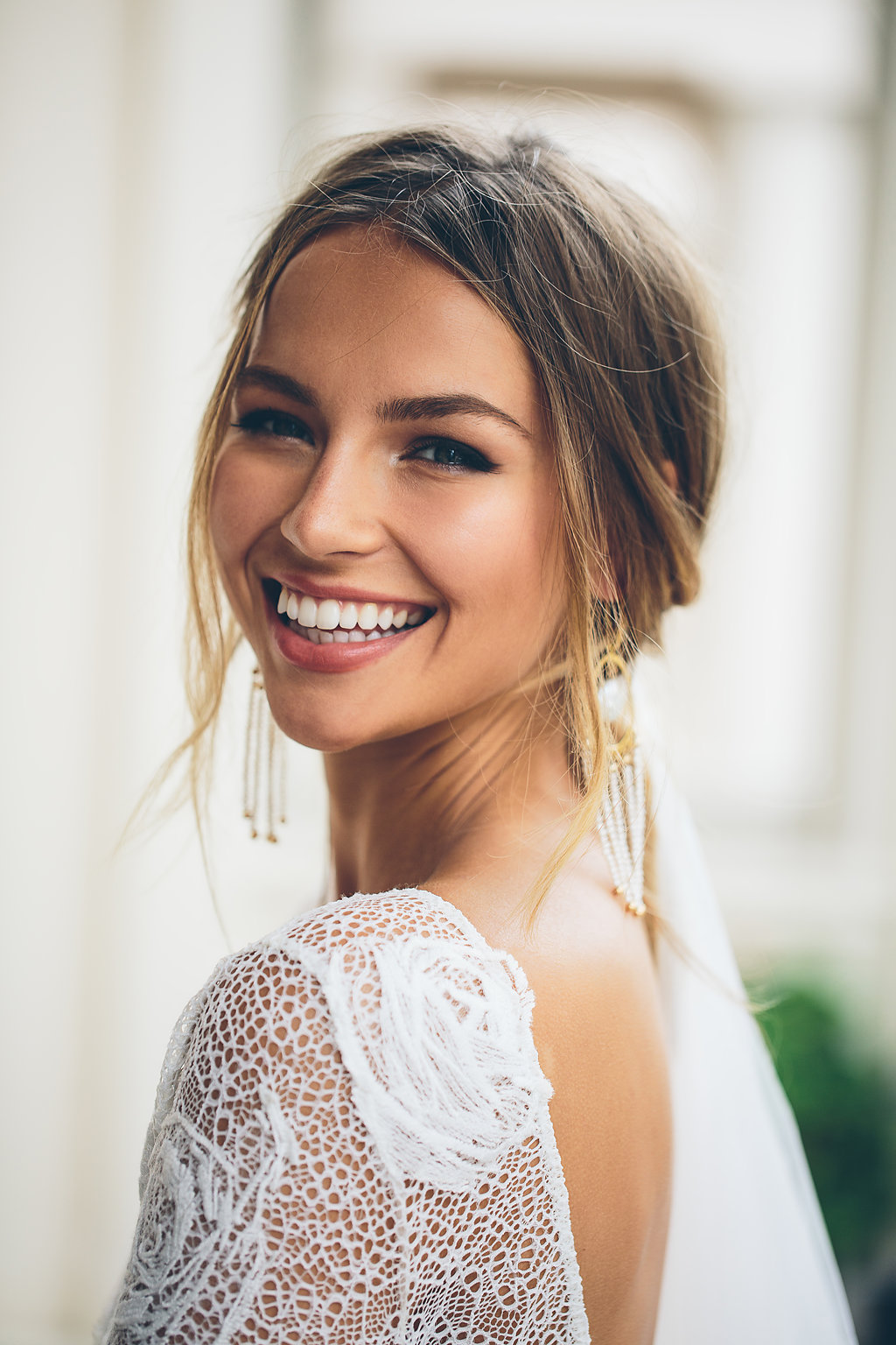 EFFORTLESSLY COOL BRIDE — Natural Wedding Hair + Makeup for the Modern Bride.  Essex. London/