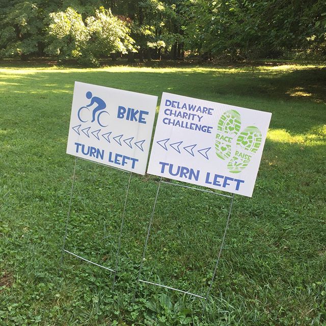 Signs are up, course is marked, and we are all ready for a fun run-bike-run duathlon tomorrow on July 20! Even saw a family of deer who may be out cheering our competitors on. See everyone at @bellevuestatepark in the morning! #firststateduo #duathlo