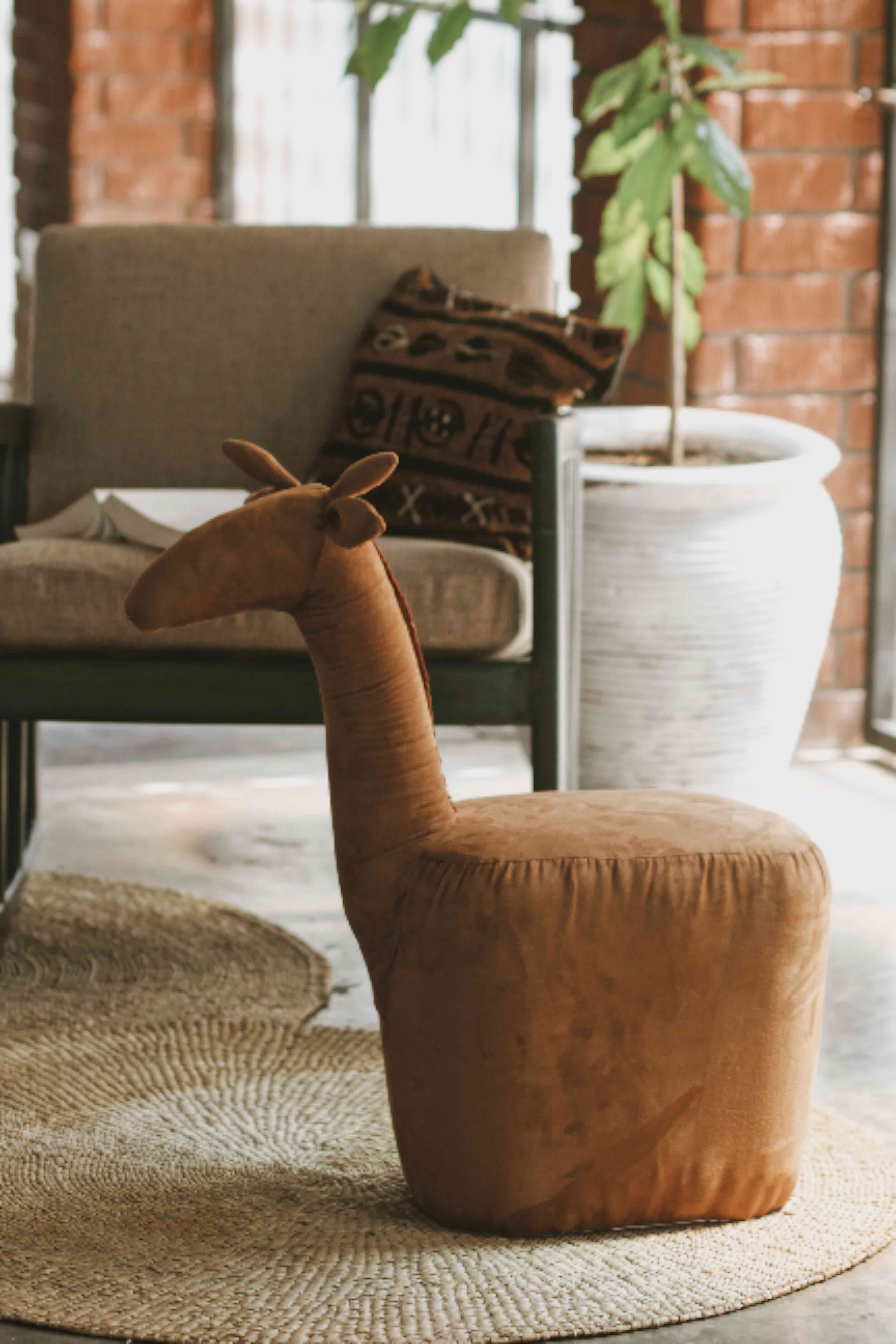 Acacia Giraffe Pouffe (Kids)