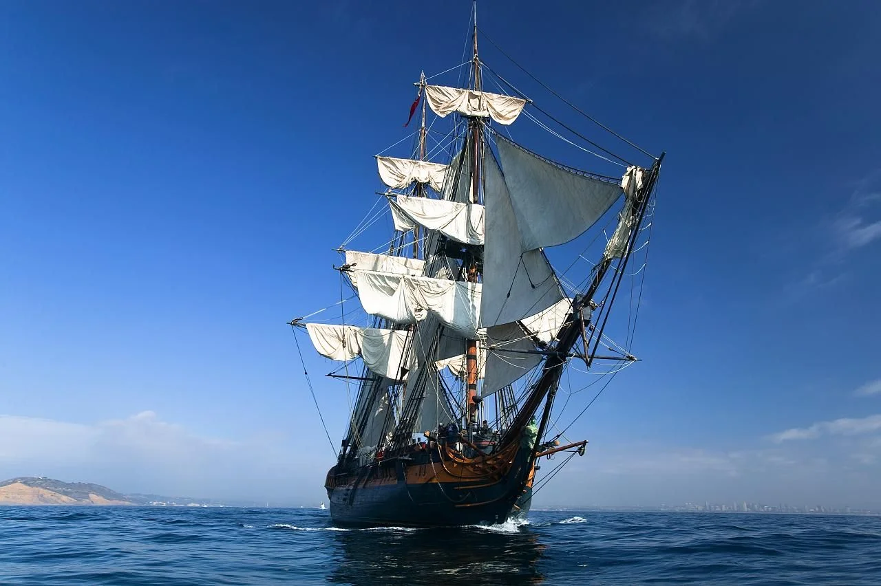 sailingship1.jpg