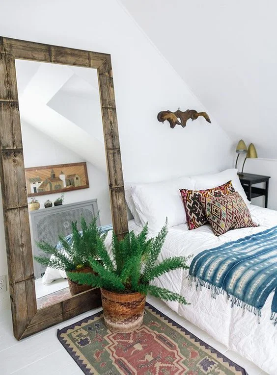 9 Interior Decorating Items That Will Make Your Apartment Bad and Boujee