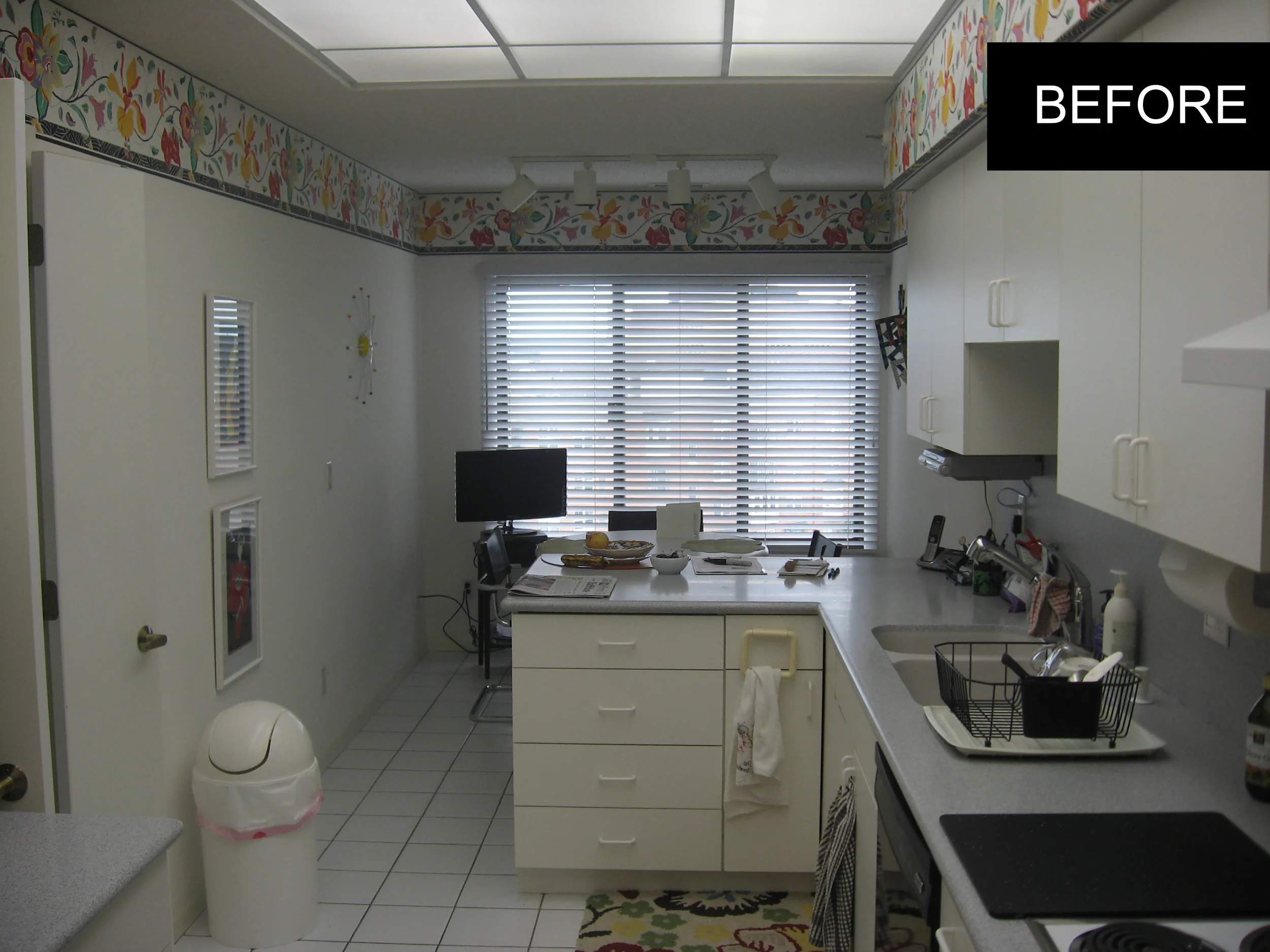 Kitchen_before.jpg
