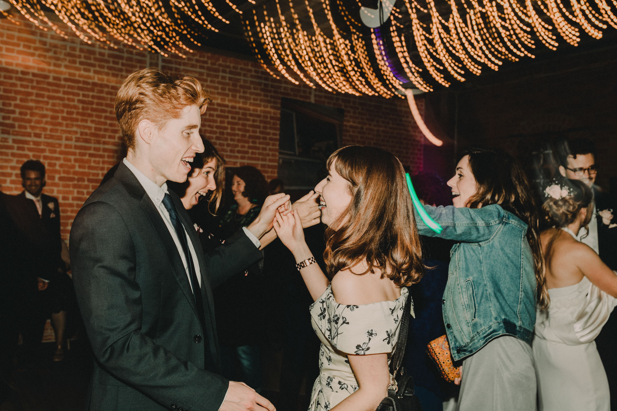 Cardiff Wedding Photographer-154.jpg