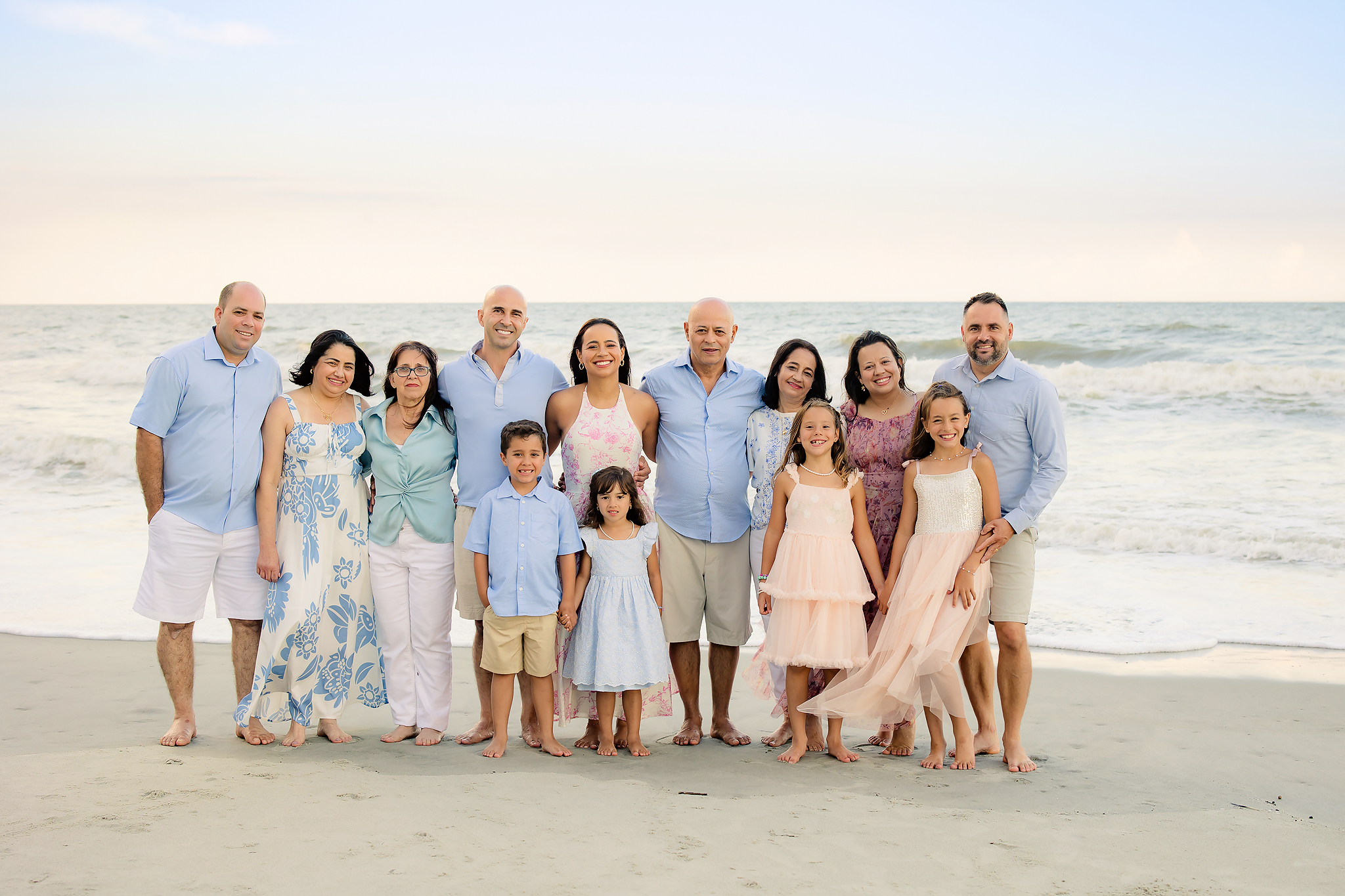 multi-generation-beach-portraits-09.png