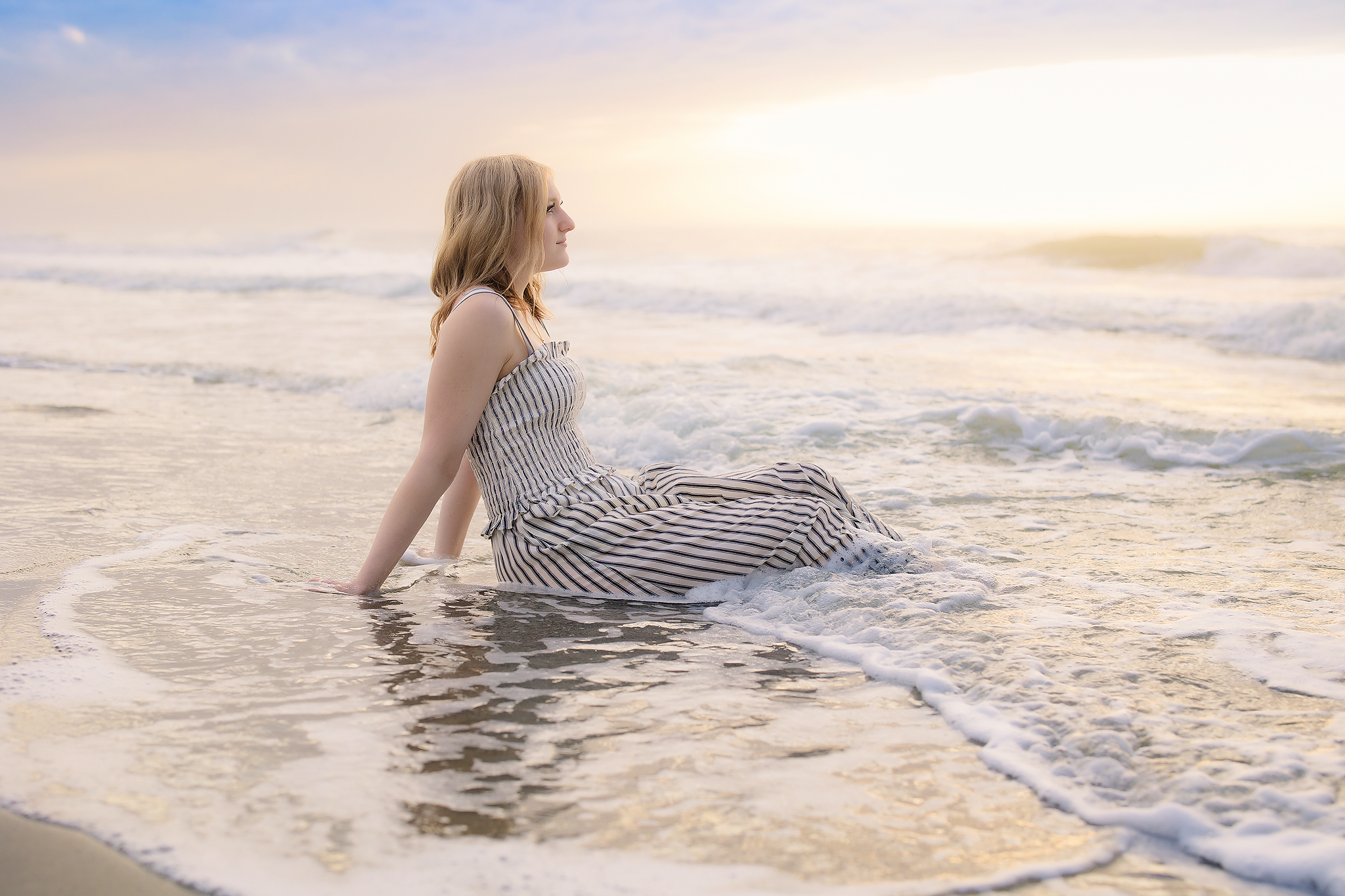 senior-girl-sitting-in-ocean-myrtle-beach.png