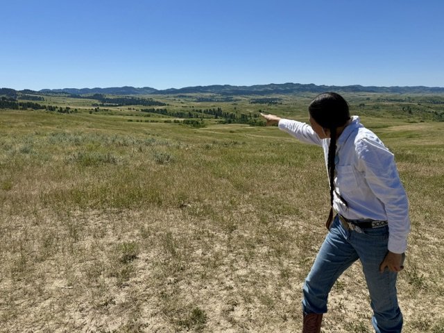 "Lakota! Lakota!! Lakota!!!"